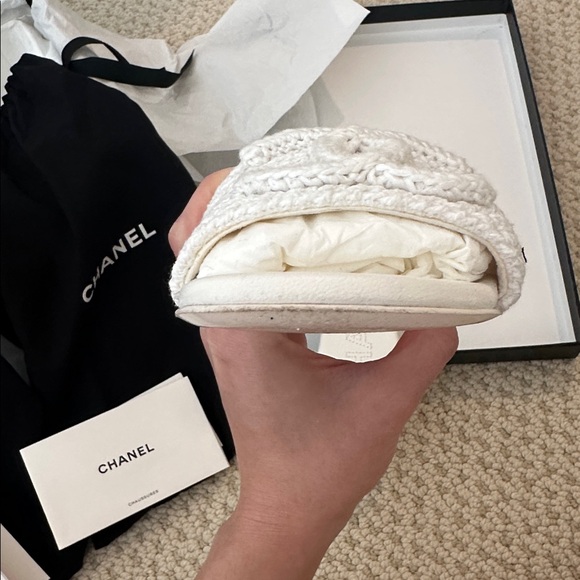 CHANEL White Slides - Picture 6 of 13